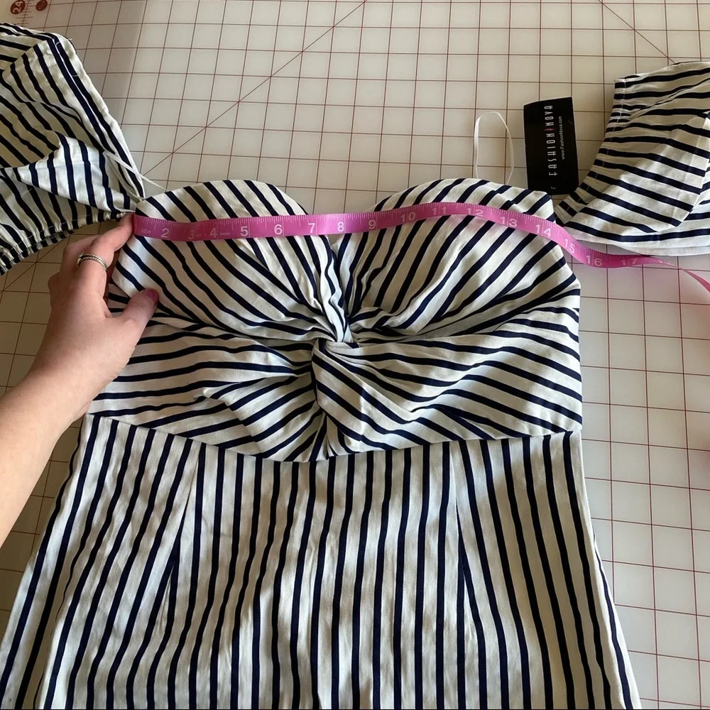 Fashion Nova NWT navy blue & white stripped strapless dress size Large - Picture 11 of 16